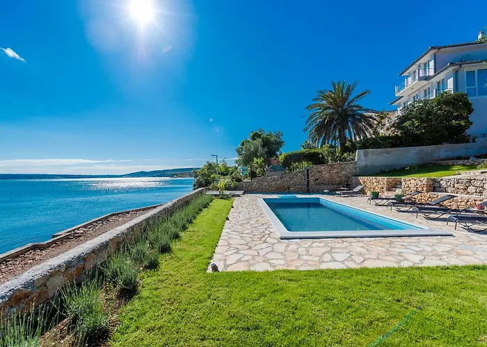 Maslenica 펜션 *